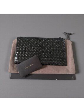 BOTTEGA VENETA Intrecciato Black Leather Zip Clutch Pouch with Box